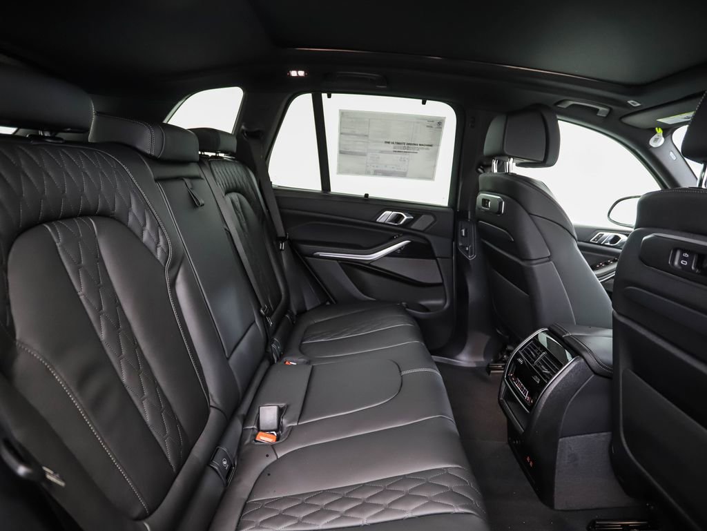 New 2026 BMW X5 xDrive40i w/ Executive Package image 27