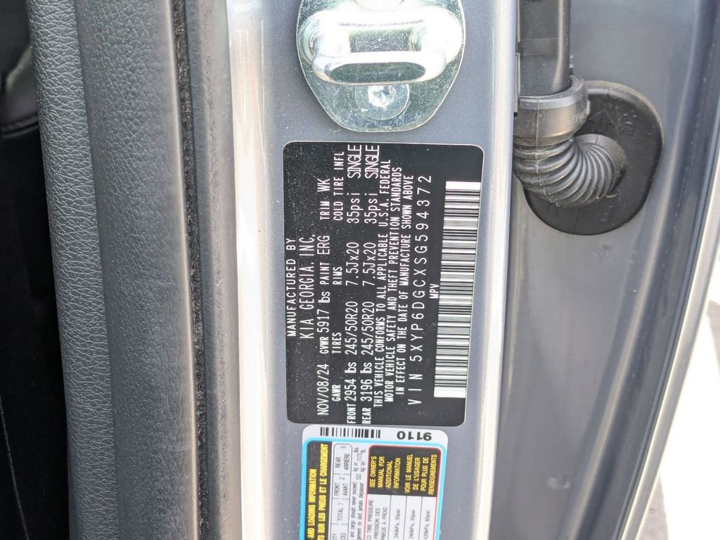 Used 2025 Kia Telluride S image 36