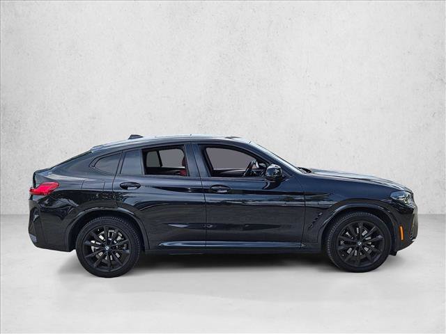 Used 2025 BMW X4 xDrive30i w/ Premium Package AWD/4WD image 4