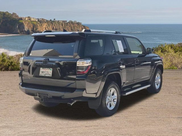 Used 2024 Toyota 4Runner SR5 Premium w/ Moonroof Package AWD/4WD image 5
