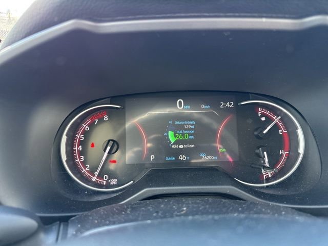 Used 2025 Toyota RAV4 XLE image 13