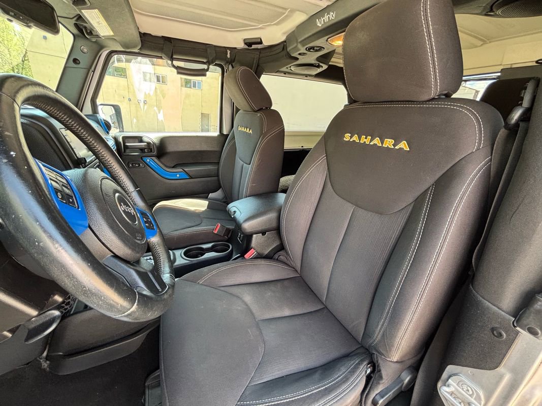 Used 2014 Jeep Wrangler Sahara w/ Connectivity Group image 11