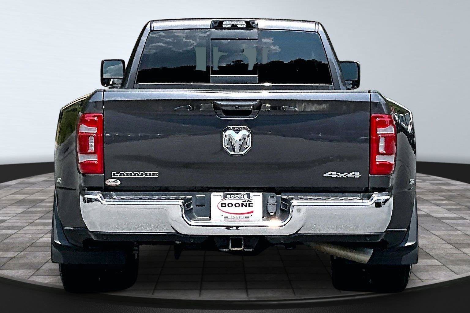 Used 2024 RAM 3500 Laramie w/ Chrome Bumper Package AWD/4WD image 5