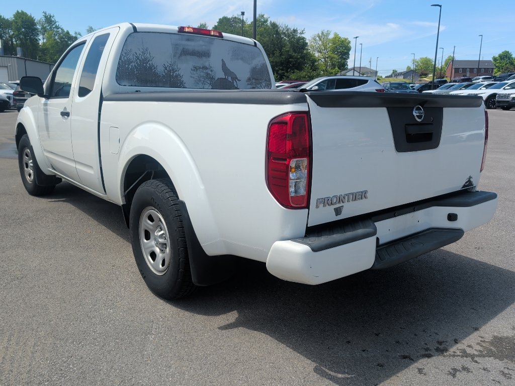 Used 2018 Nissan Frontier S w/ Work Truck Package RWD image 3