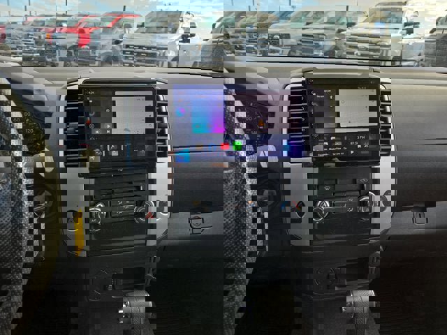 Used 2012 Nissan Frontier SV image 15