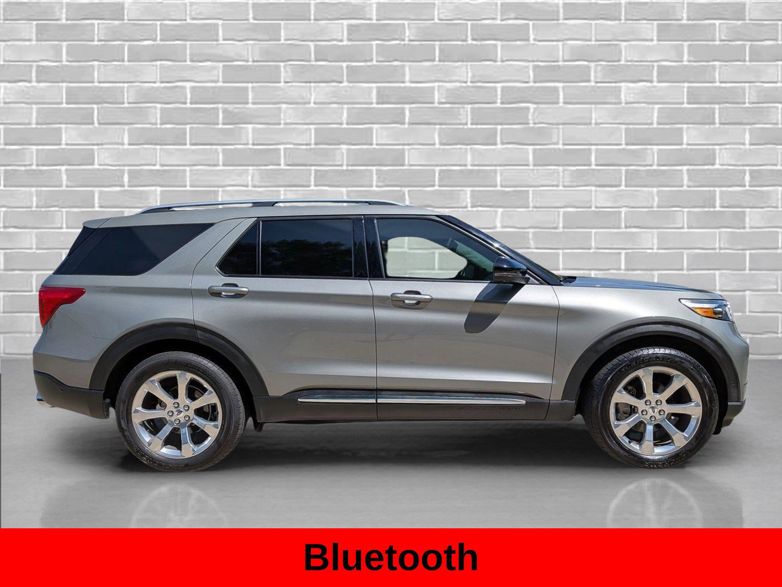 Used 2020 Ford Explorer Platinum w/ Premium Technology Package AWD/4WD image 7