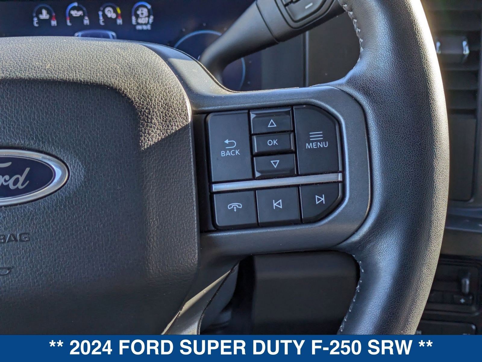 Used 2024 Ford F250 Lariat w/ Chrome Package image 25