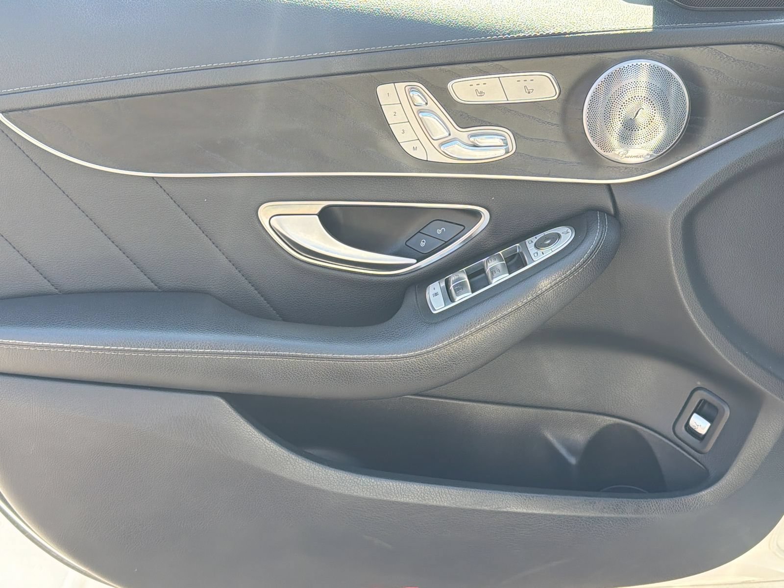 Used 2015 Mercedes-Benz C 400 4MATIC image 34