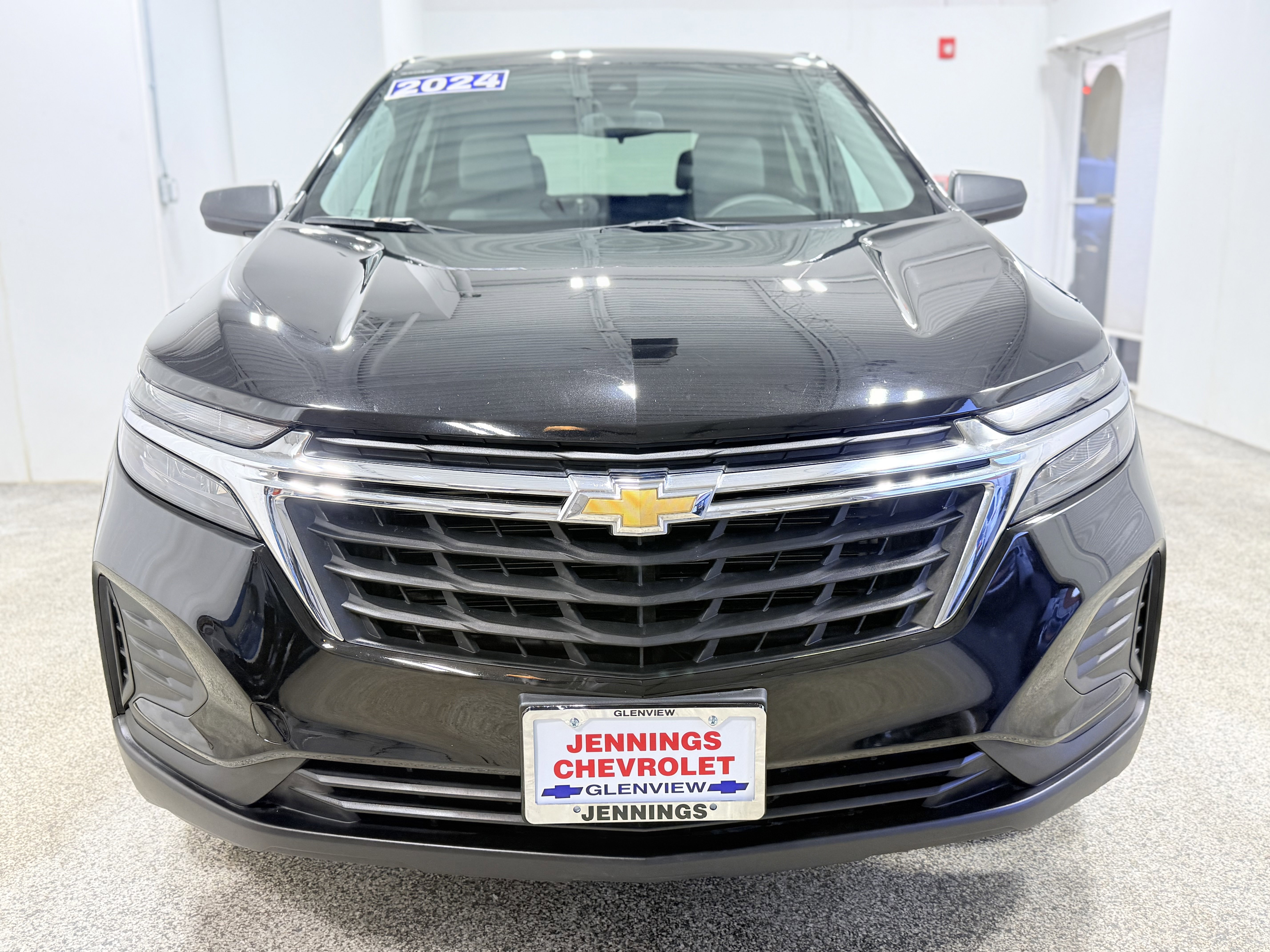 Certified 2024 Chevrolet Equinox LS w/ LS Convenience Package image 2