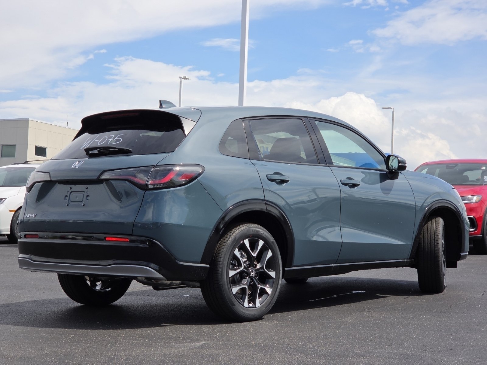 New 2027 Honda HR-V EX-L image 18