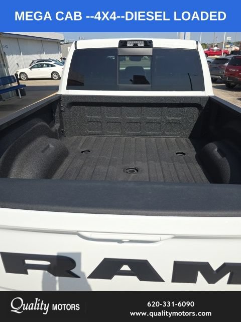 New 2026 RAM 2500 Laramie AWD/4WD image 22