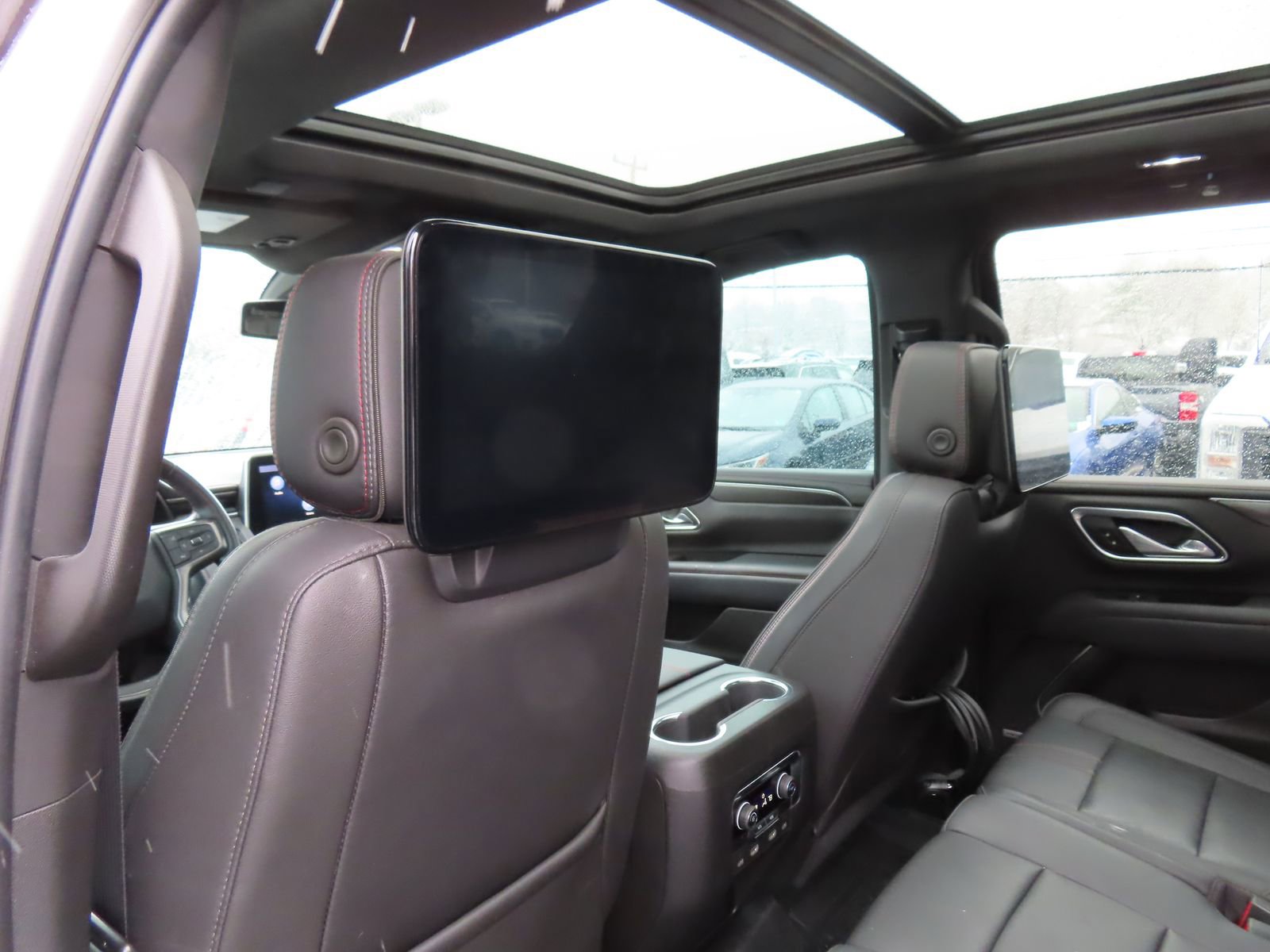 Used 2021 Chevrolet Tahoe RST image 30