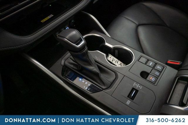 Used 2023 Toyota Highlander XLE image 13