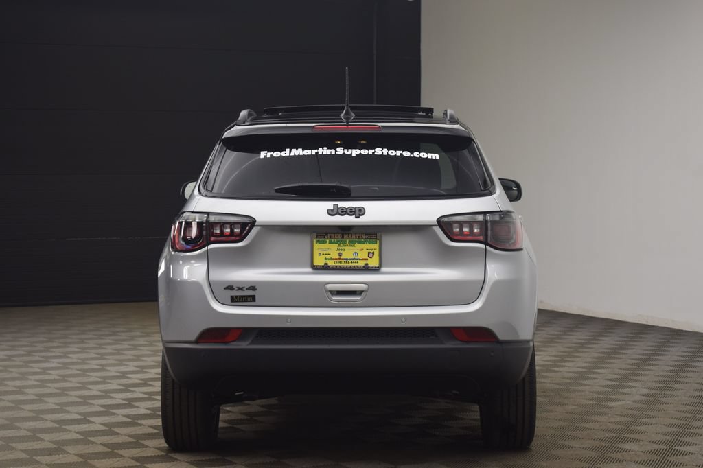 New 2026 Jeep Compass Limited w/ Sun, Sound & Navigation Group AWD/4WD image 12