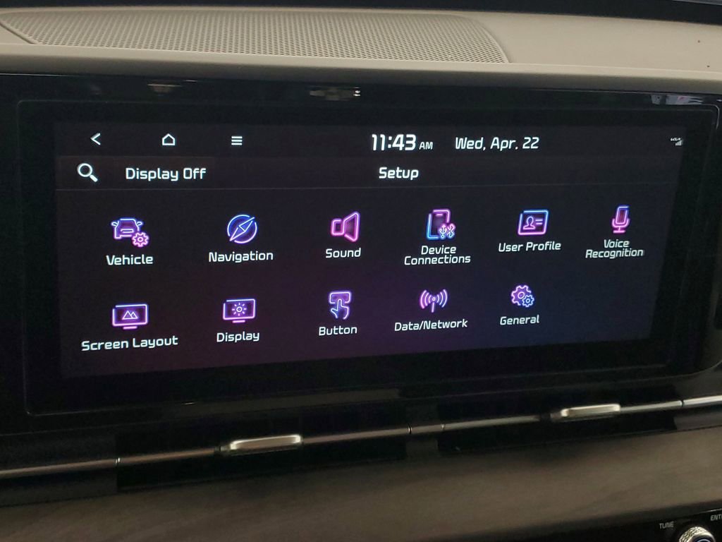 Used 2024 Kia Carnival EX FWD image 22