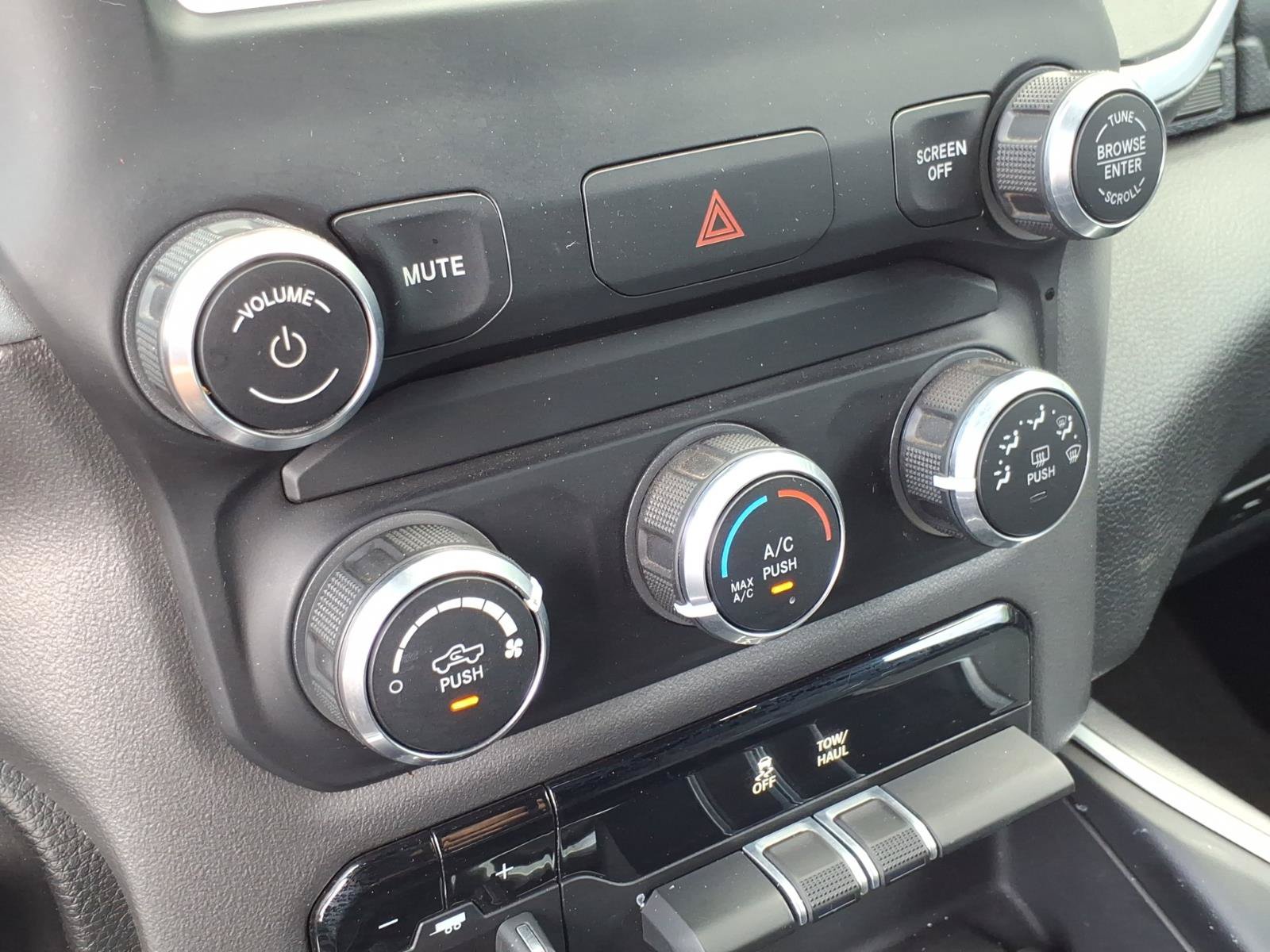 Used 2022 RAM 1500 Big Horn RWD image 20