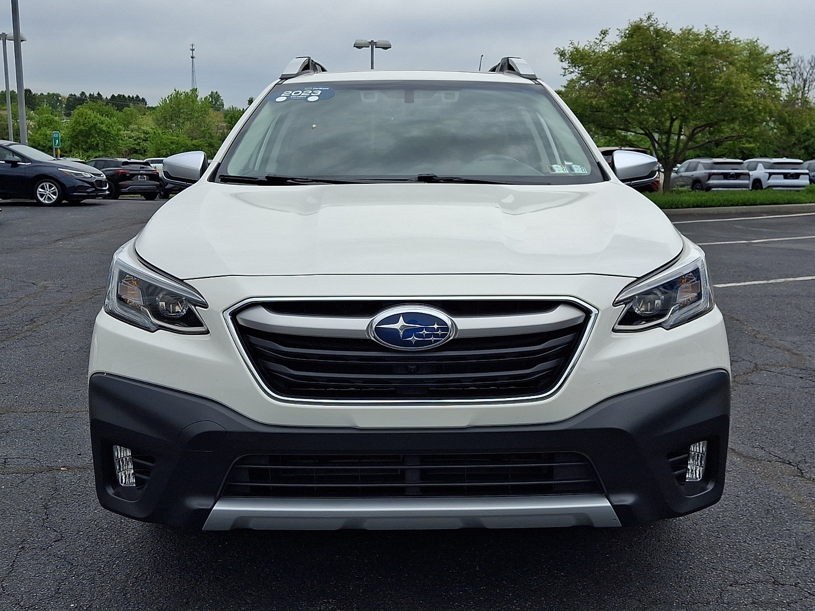 Used 2022 Subaru Outback Touring XT w/ Popular Package #2 AWD/4WD image 2