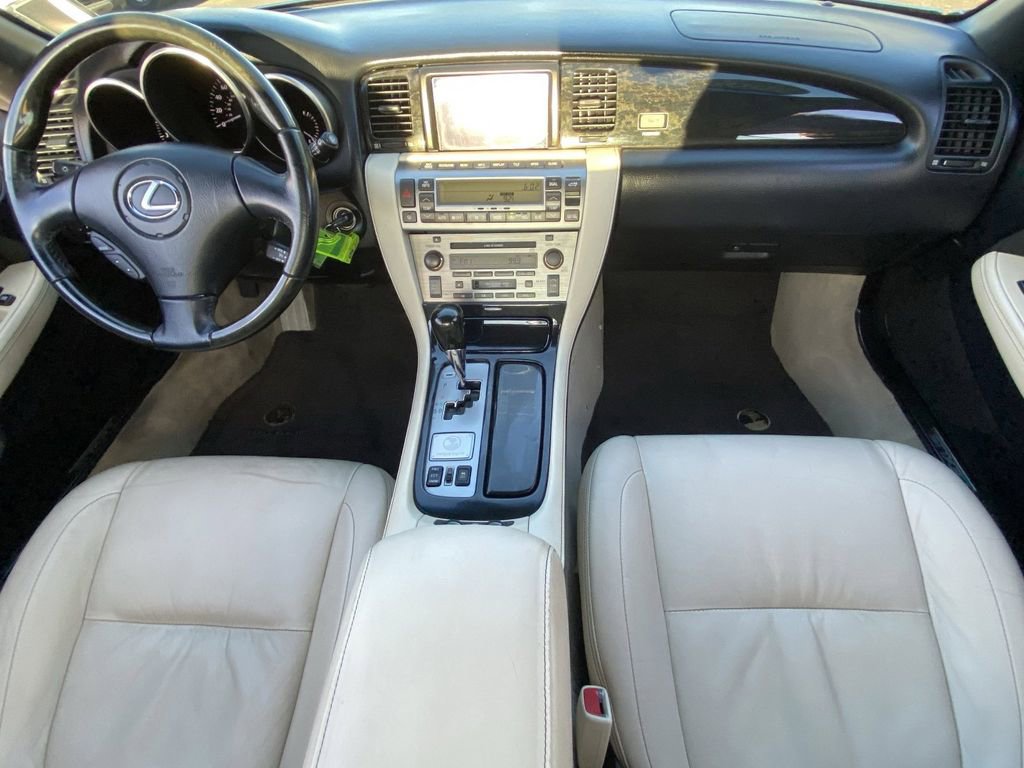 Used 2009 Lexus SC 430 Convertible image 14