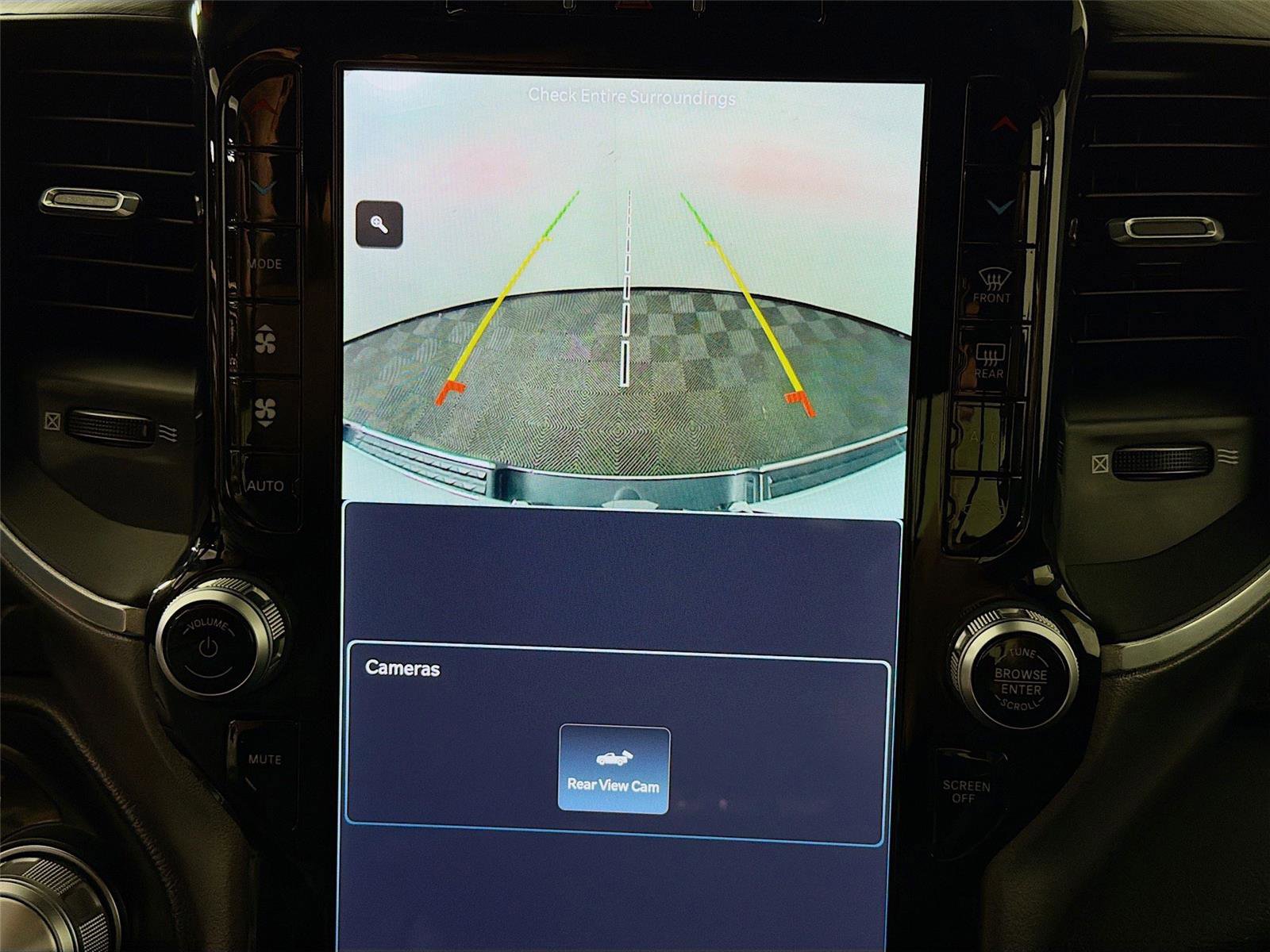 Used 2023 RAM 1500 Laramie image 16