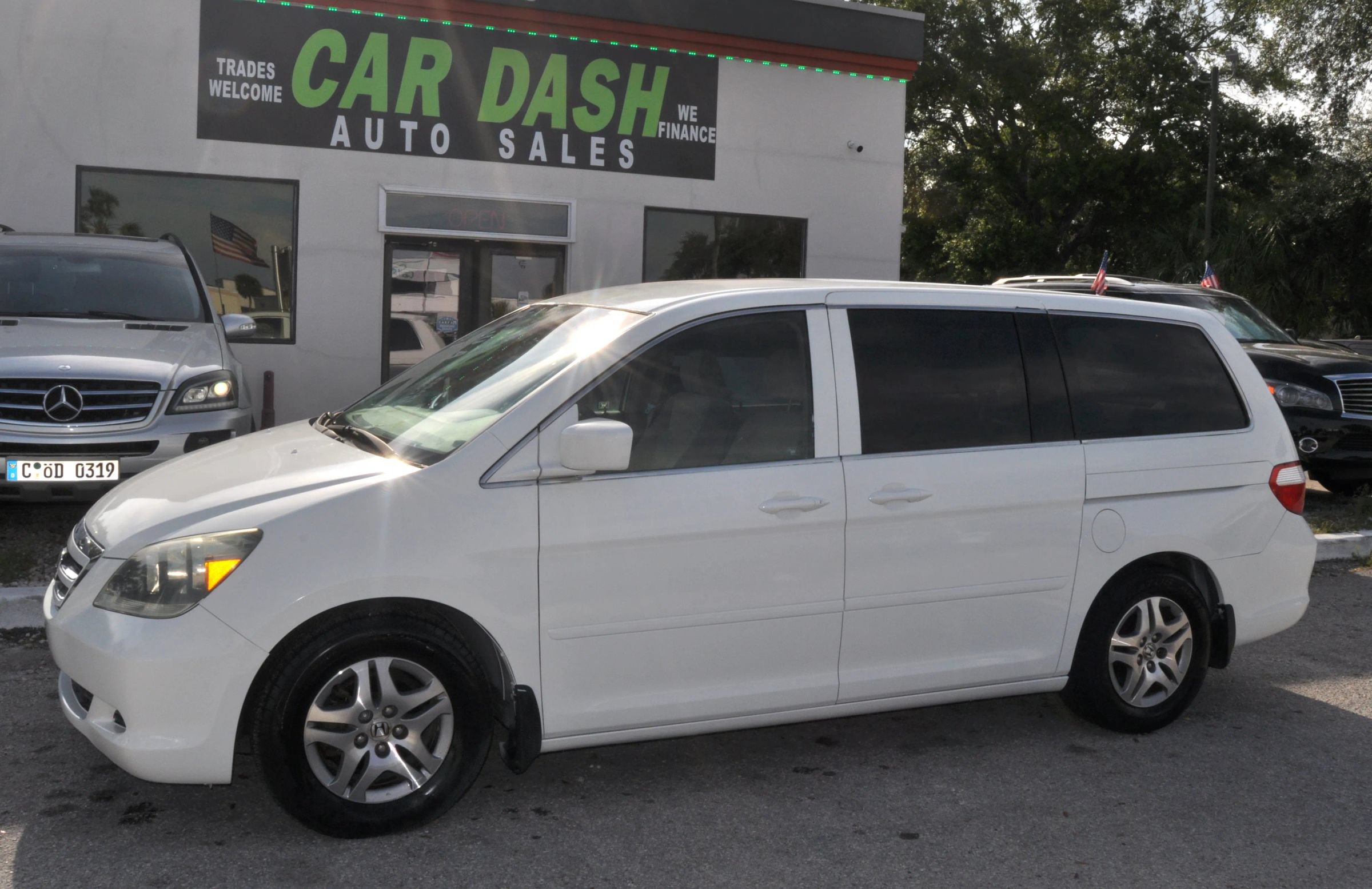 Used 2005 Honda Odyssey EX image 4