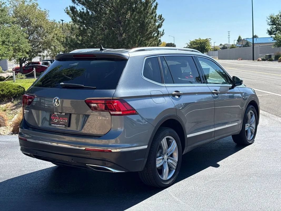 Used 2021 Volkswagen Tiguan SEL AWD/4WD image 28