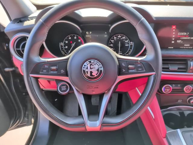 Used 2019 Alfa Romeo Stelvio w/ Nero Edizione RWD image 27