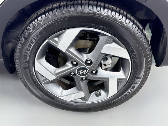 Used 2021 Hyundai Venue SEL w/ Premium Package FWD image 31