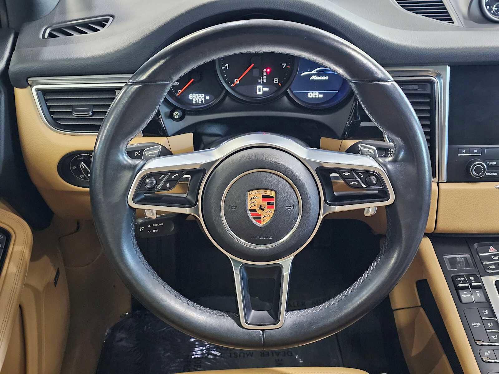 Used 2017 Porsche Macan AWD/4WD image 19