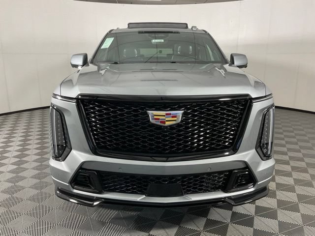 New 2026 Cadillac Escalade ESV V AWD/4WD image 2