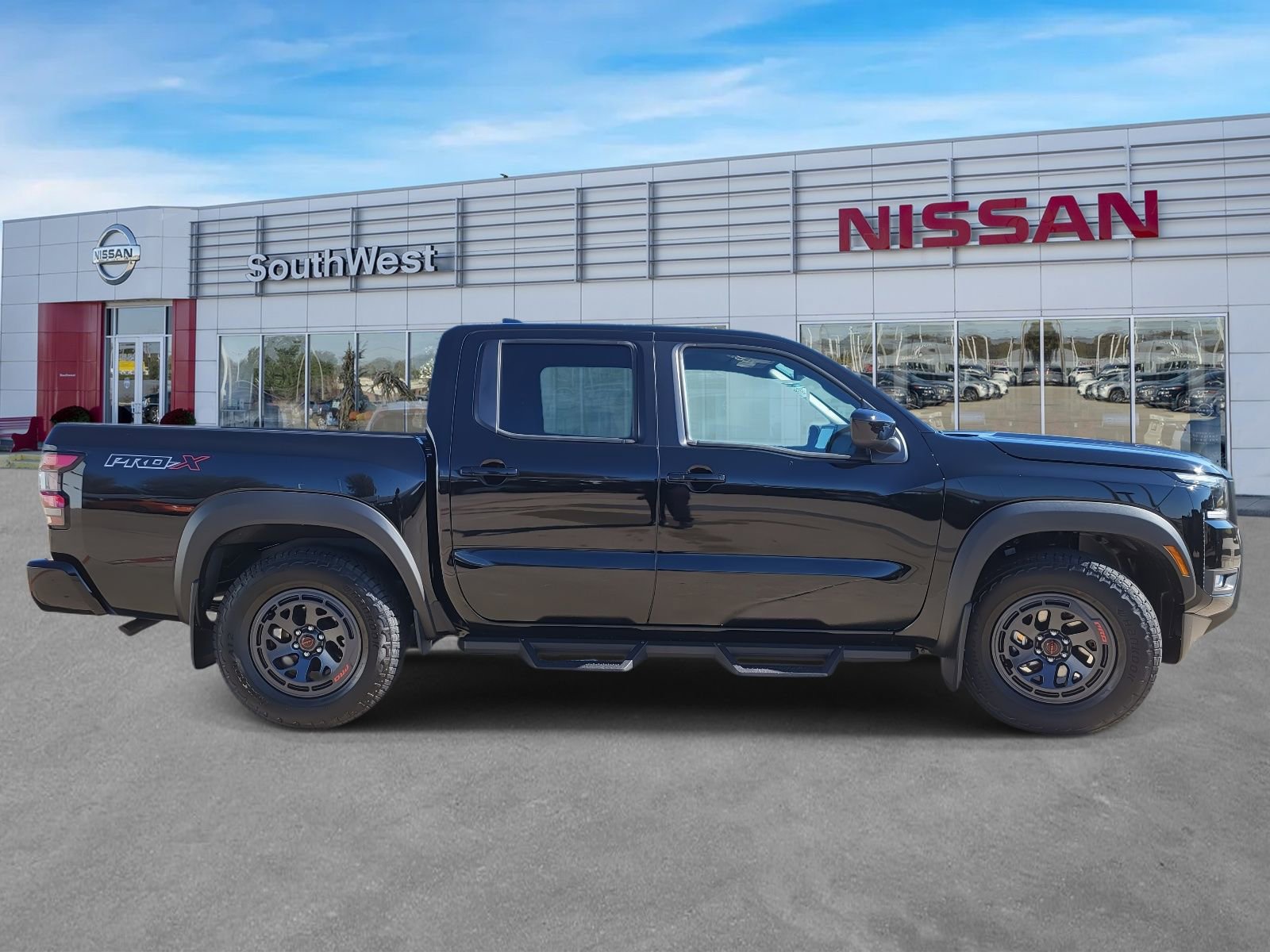 New 2026 Nissan Frontier Pro-X w/ Tow Package image 5