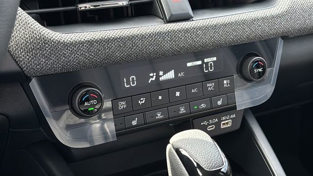 Used 2026 Subaru Outback Limited AWD/4WD image 16