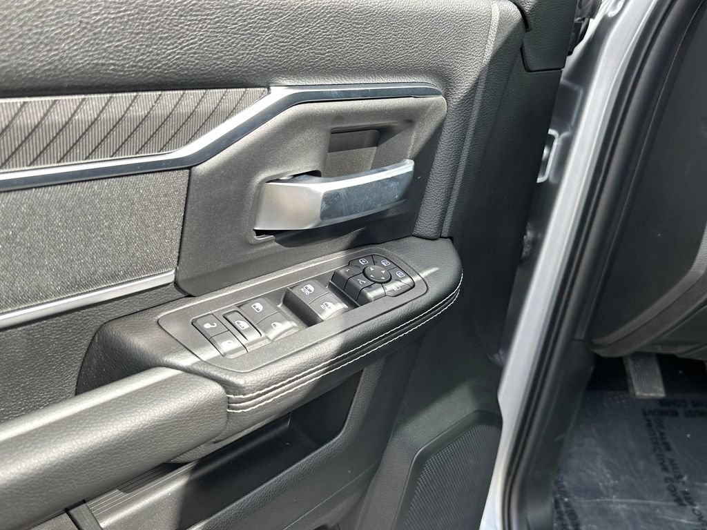 New 2026 RAM 2500 Big Horn AWD/4WD image 19