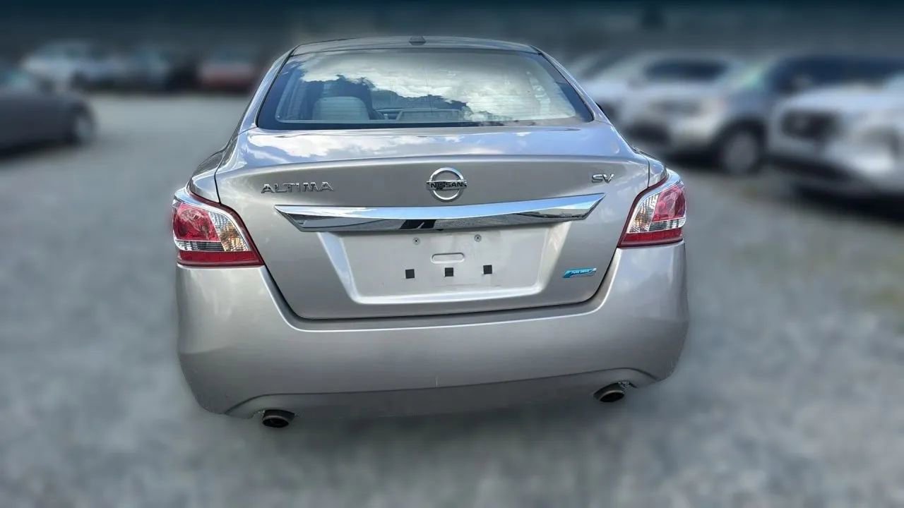 Used 2013 Nissan Altima 2.5 SV w/ 2.5SV Convenience Pkg FWD image 9