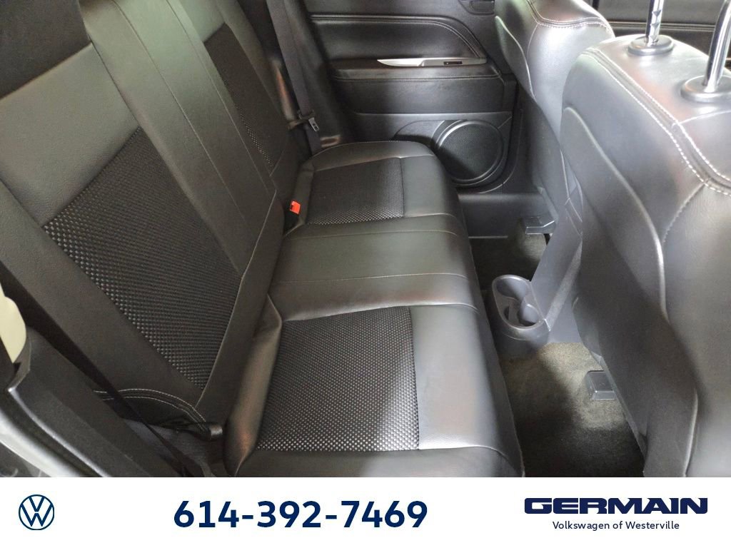 Used 2015 Jeep Compass Latitude image 22