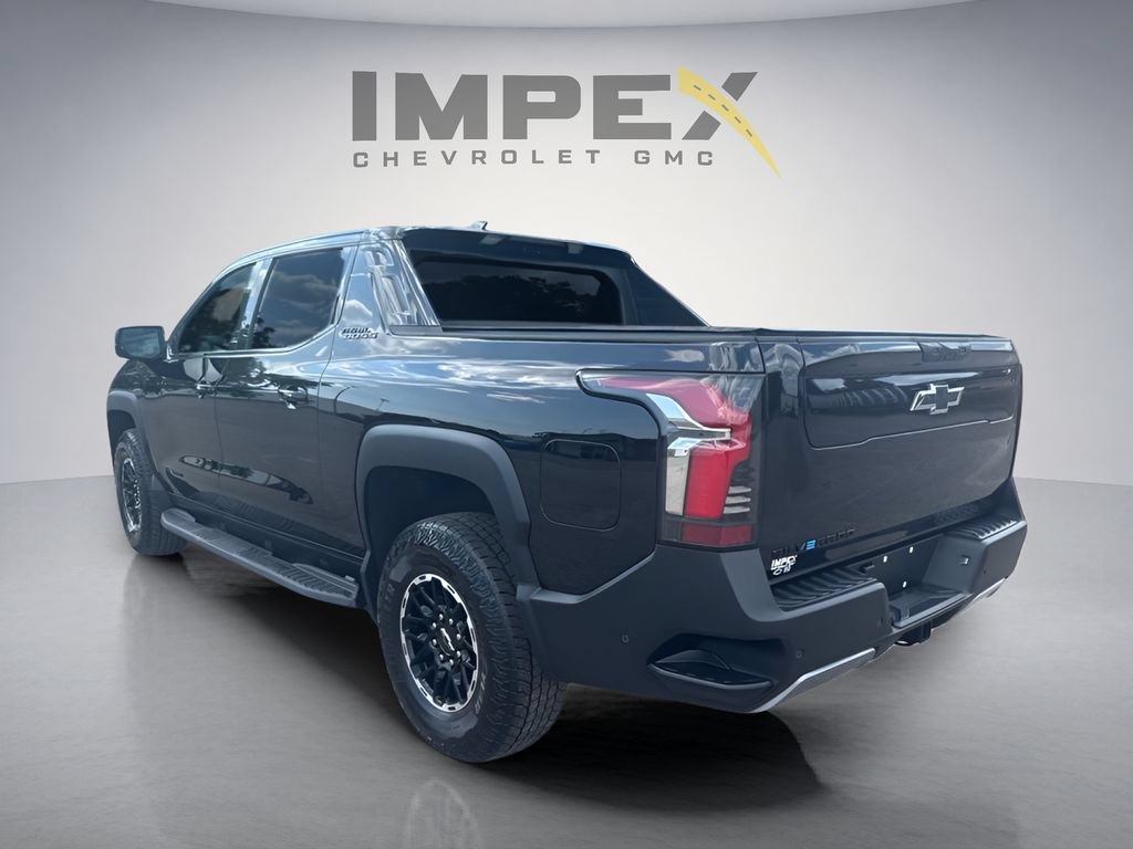 Used 2026 Chevrolet Silverado EV Trail Boss AWD/4WD image 3