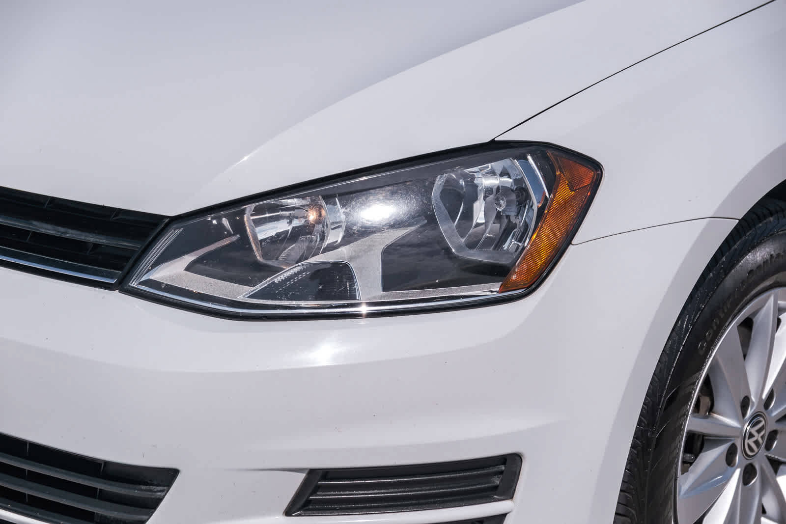 Used 2016 Volkswagen Golf S FWD image 12