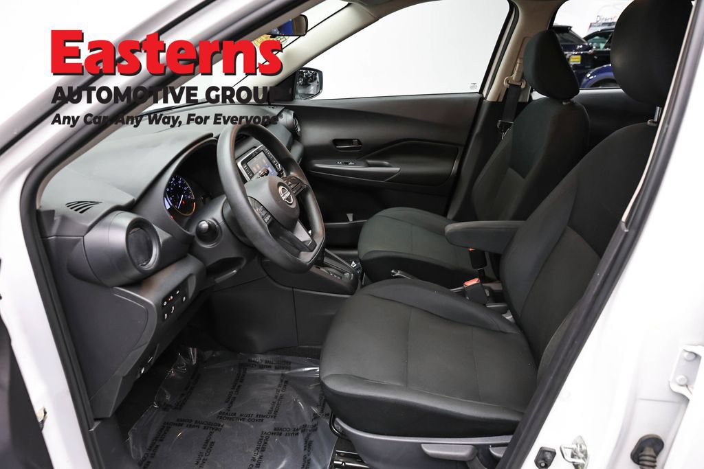 Used 2024 Nissan Kicks S FWD image 13