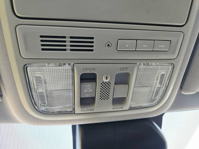 Used 2015 Honda Accord EX-L image 32
