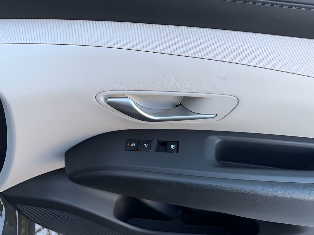 Used 2025 Hyundai Tucson SEL image 31