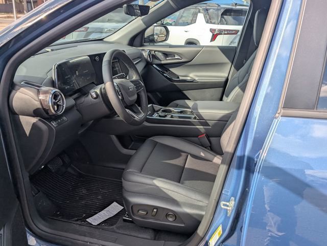 New 2026 Chevrolet Equinox LT w/ Convenience Package II image 13