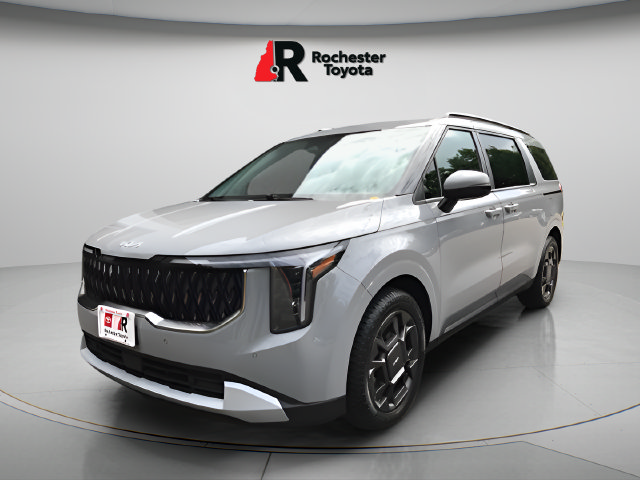 Used 2025 Kia Carnival EX FWD image 3