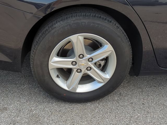 Used 2023 Chevrolet Malibu LS FWD image 29
