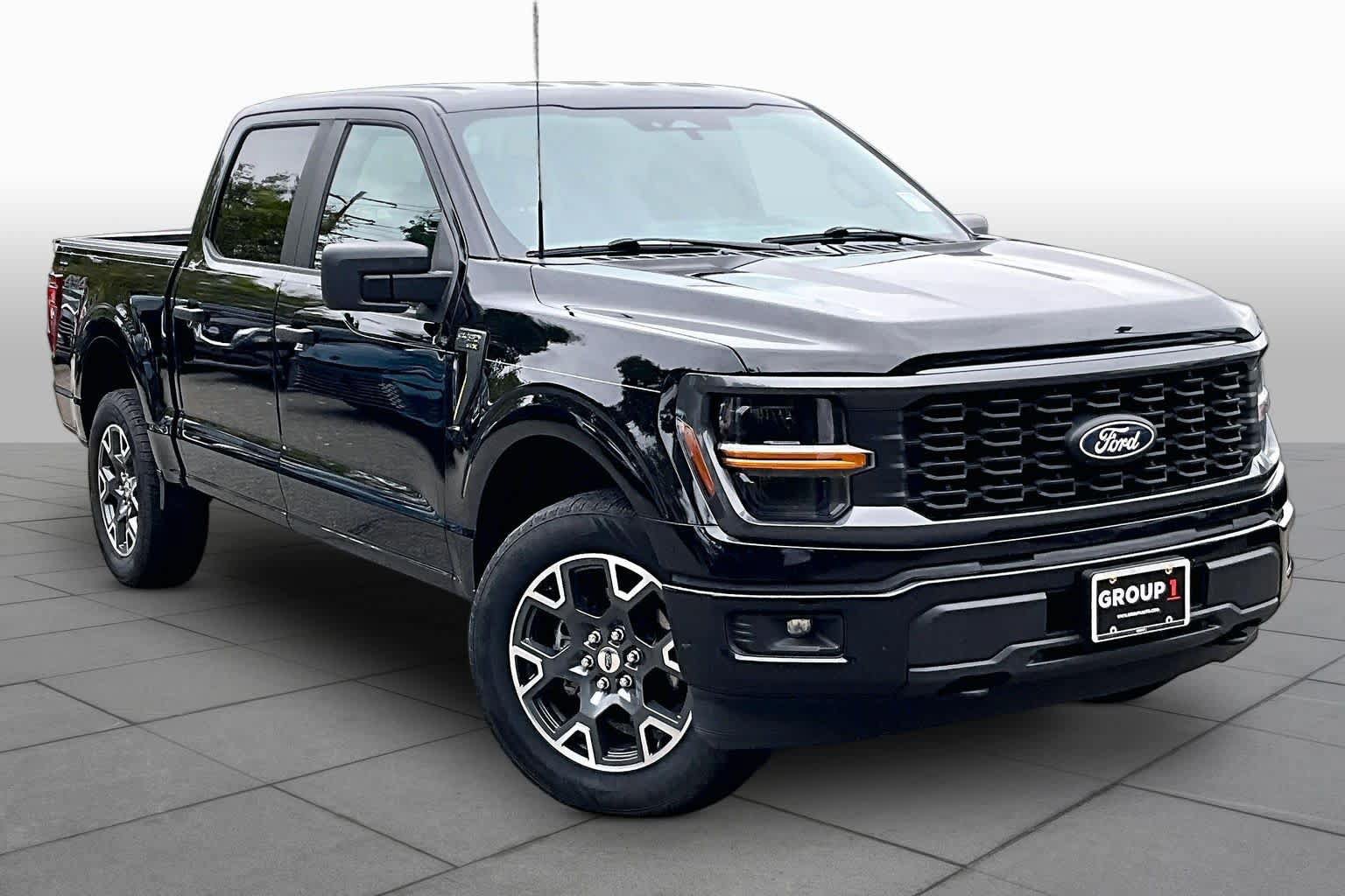 Used 2024 Ford F150 STX AWD/4WD image 3