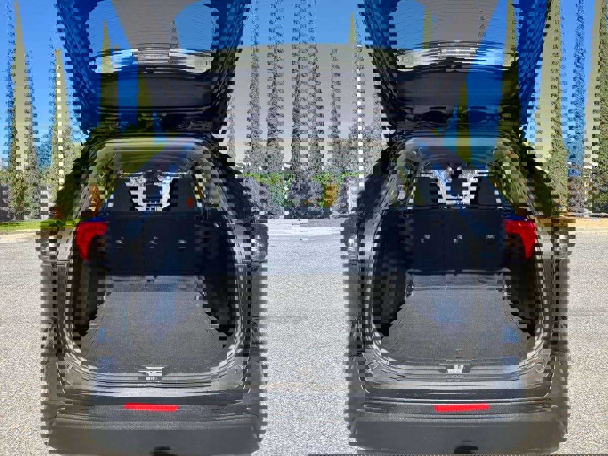 Used 2024 Toyota RAV4 LE image 20