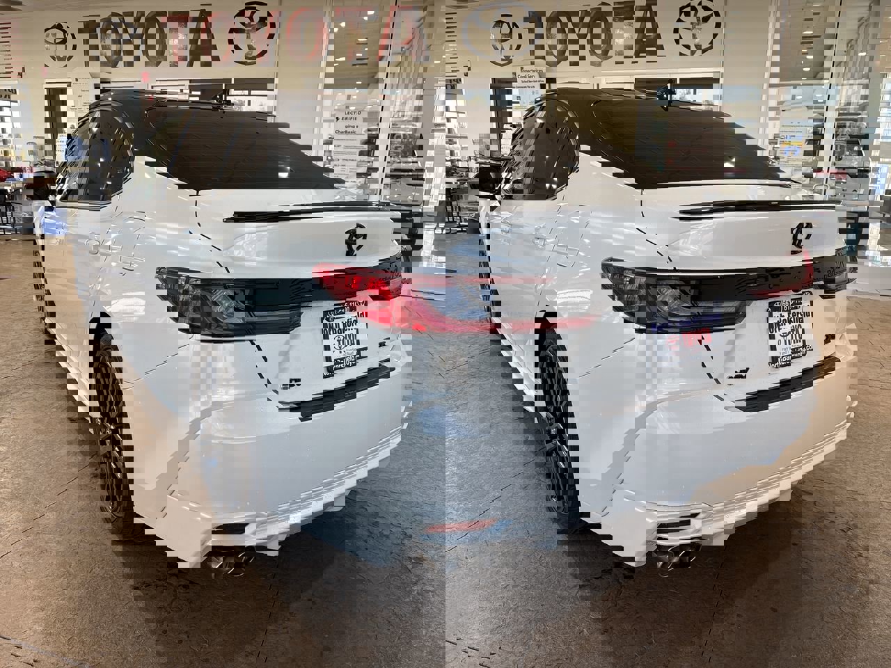 Used 2025 Toyota Camry XSE image 8