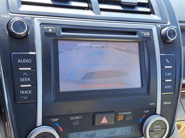 Used 2013 Toyota Camry XLE w/ Leather Pkg FWD image 16