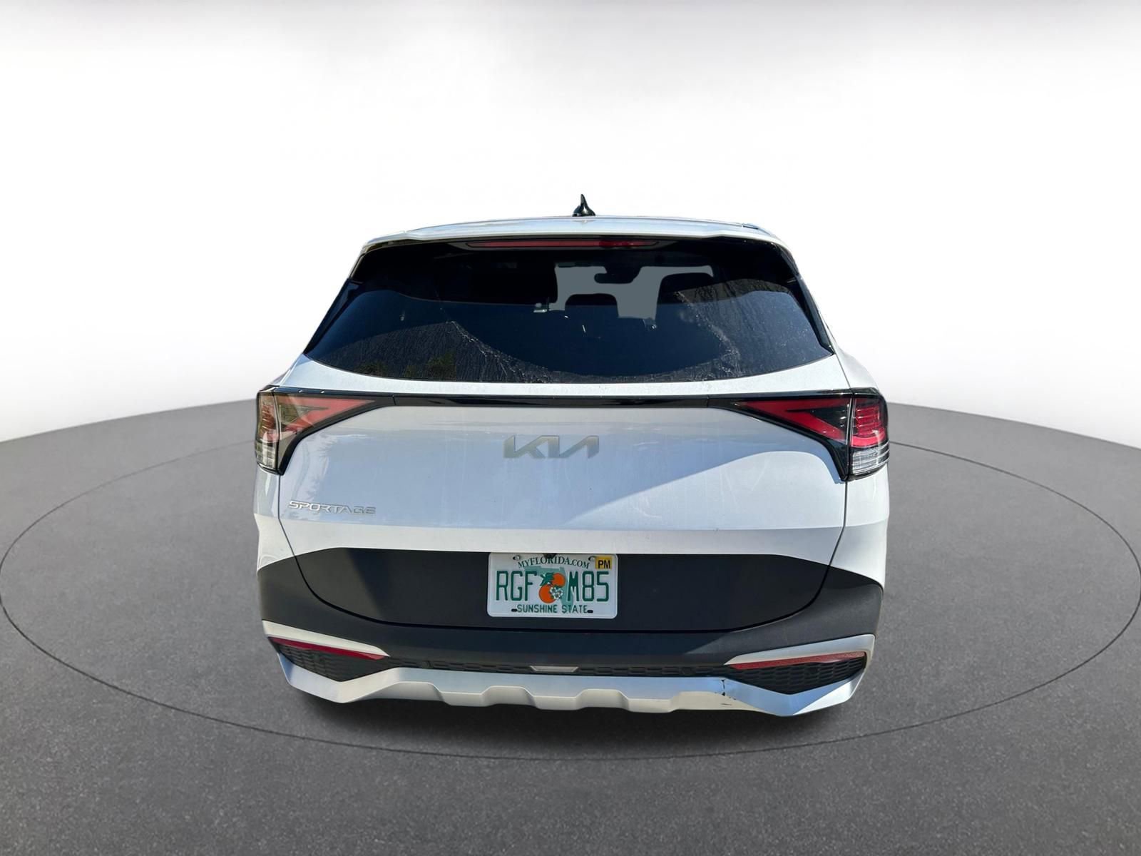 Used 2025 Kia Sportage LX image 7