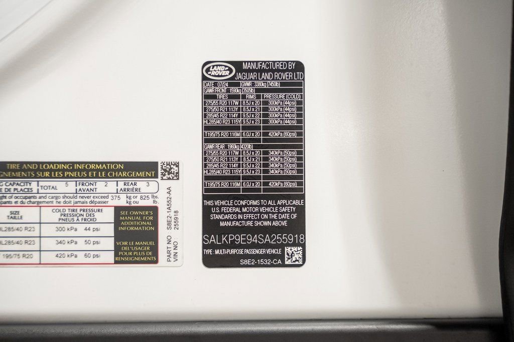 Used 2025 Land Rover Range Rover SE image 61