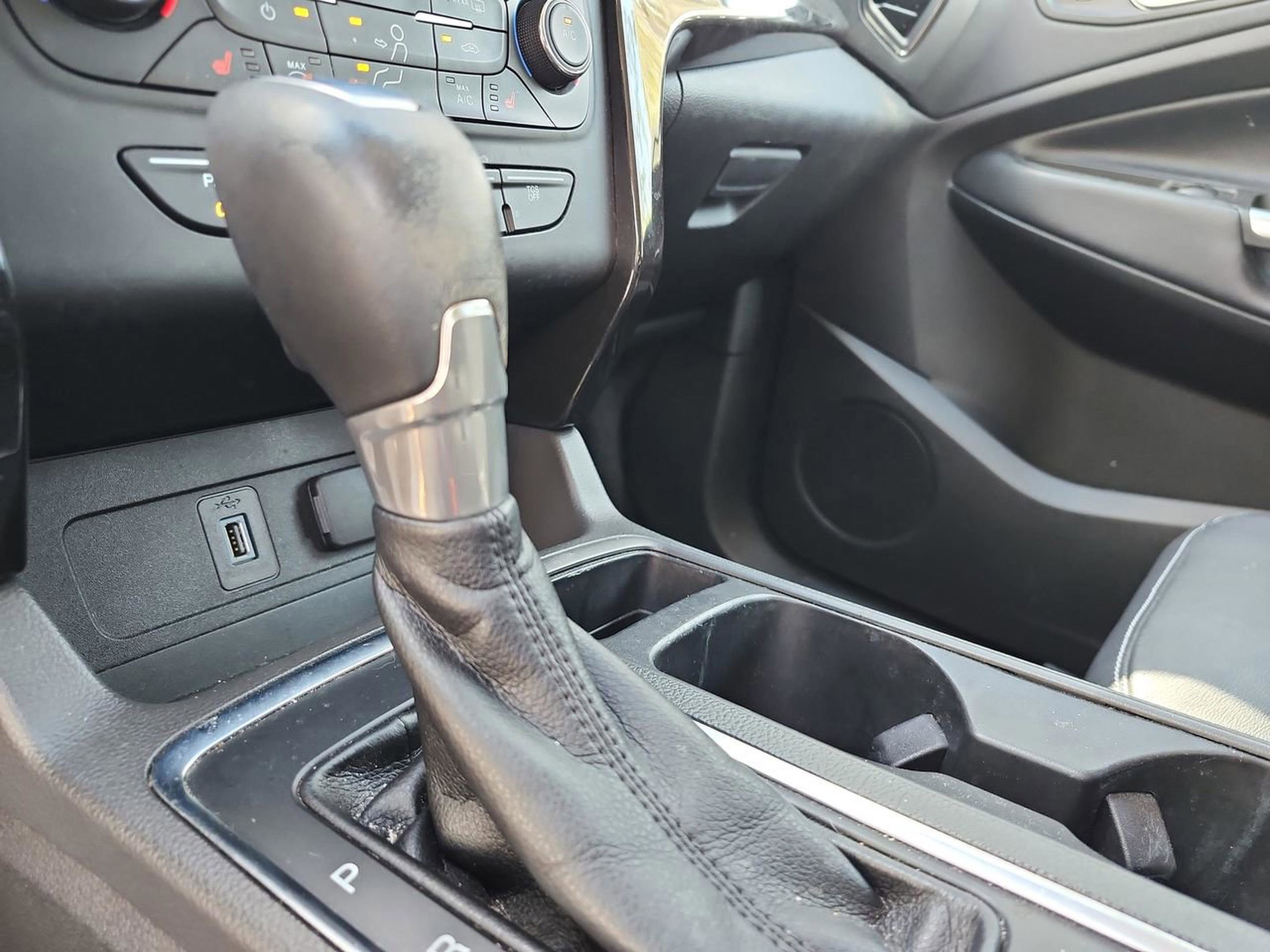 Used 2017 Ford Escape Titanium image 21