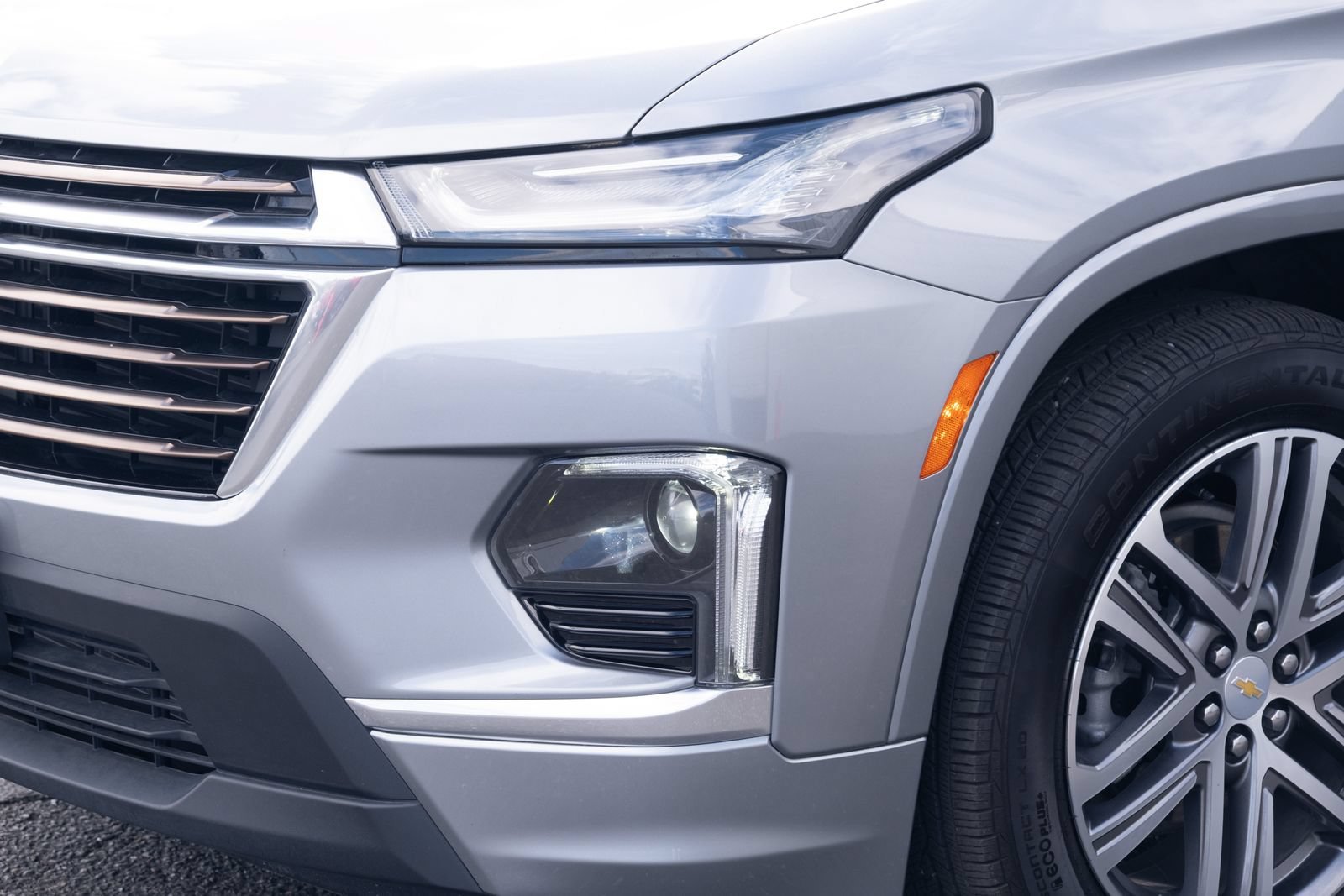 Used 2023 Chevrolet Traverse High Country AWD/4WD image 25